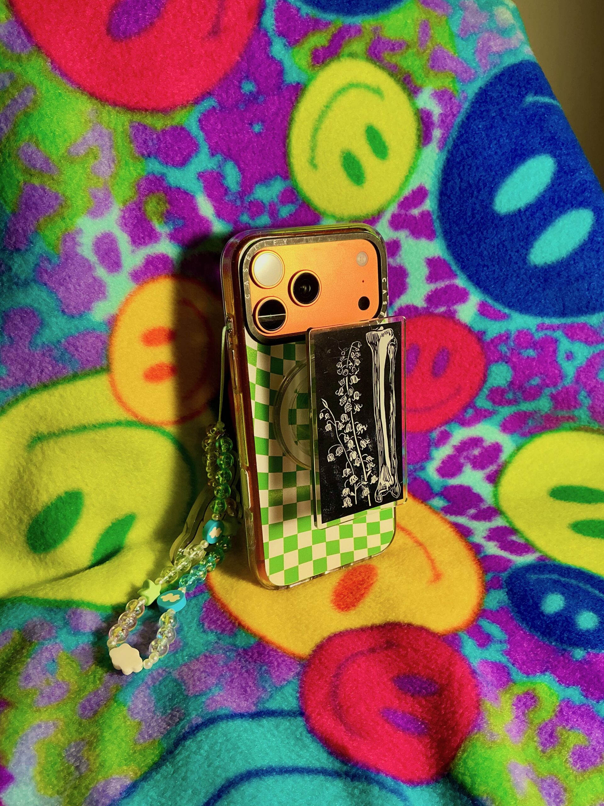 Tib Fib Lily Mag Safe Phone Grip - Image 4