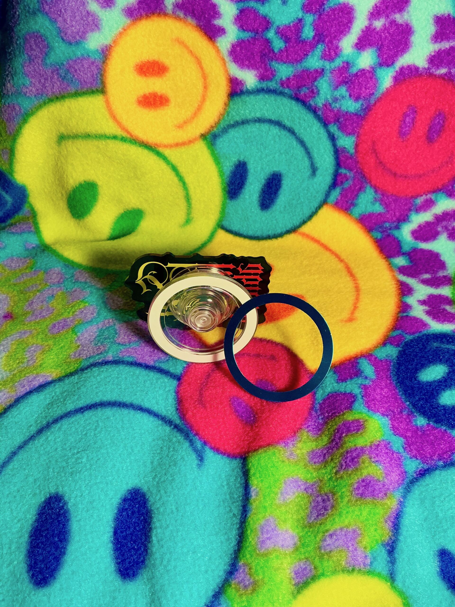 Set Your Heart Ablaze Mag Safe Phone Grip - Image 2