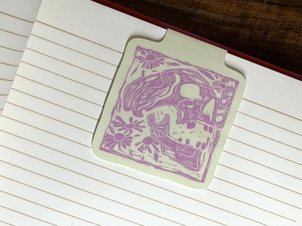 Skull & Daisies Magnetic Bookmark - Image 2
